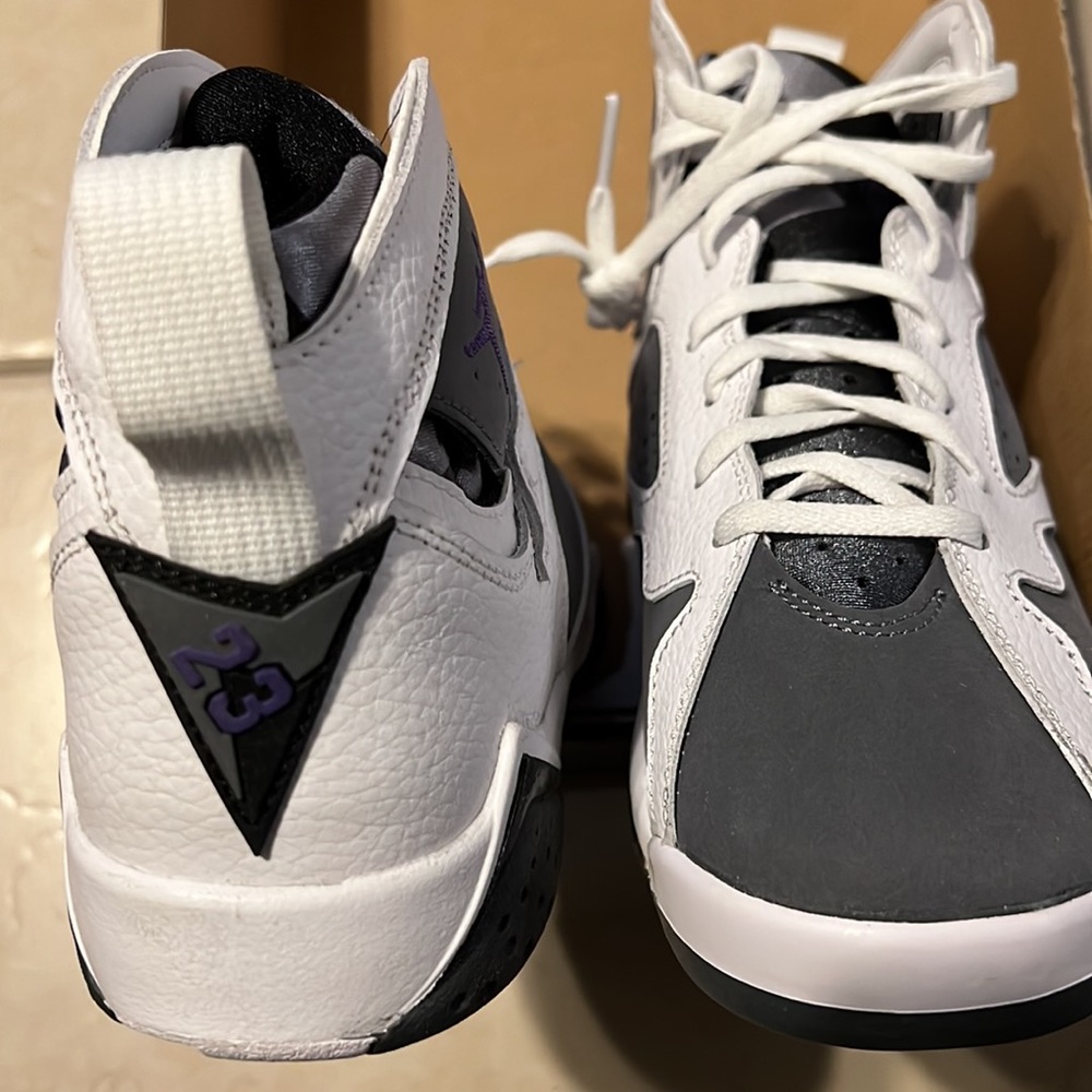 Air Jordan 7 Sneakers - Picture 4 of 13